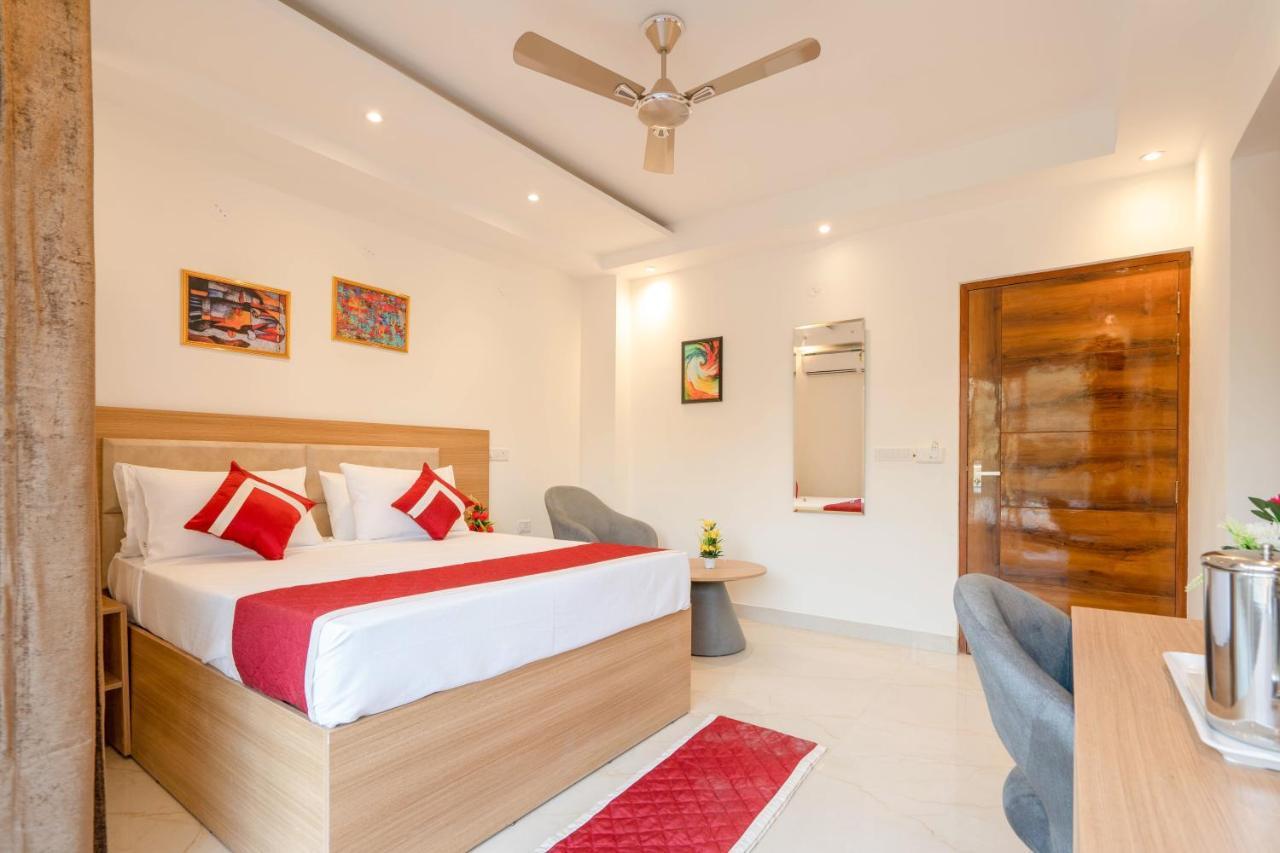 Octave Nirvana Suites Gurgaon Exteriör bild